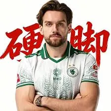 NiKo「硬脚」梗图：对「大赛软脚虾」的终极反杀
